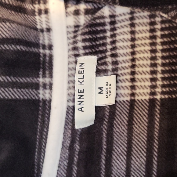 Cozy pajamas - Picture 3 of 7